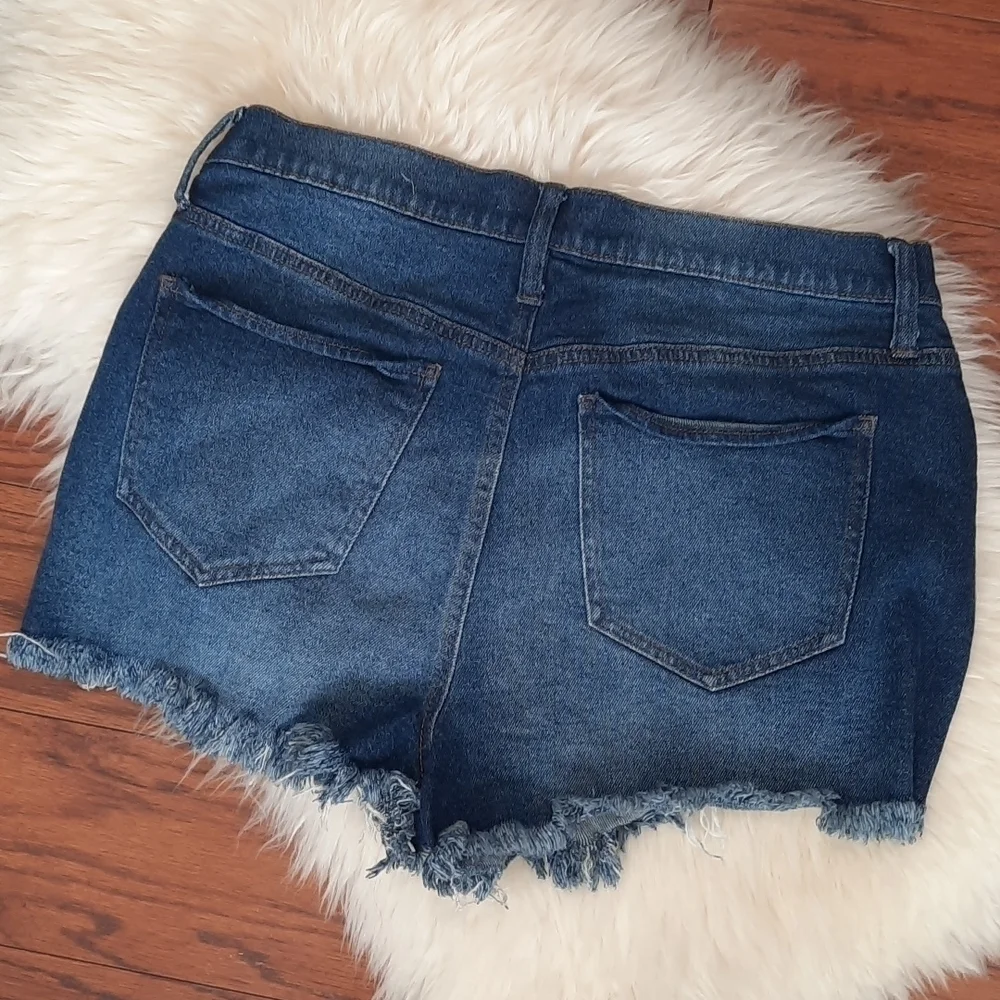 SO Vintage Stretch Hi Rise Distressed Jean Shorts - Picture 3 of 4